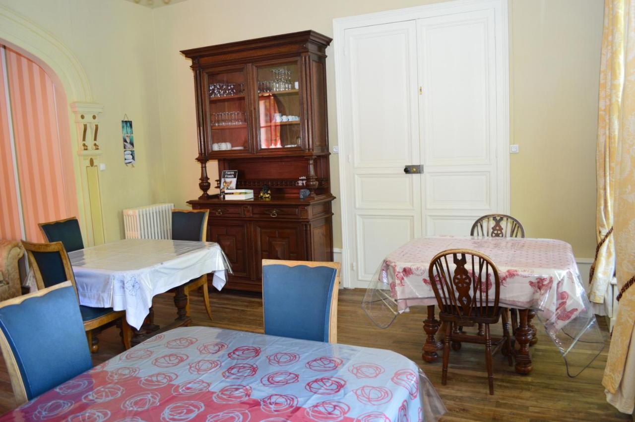 La Brasserie Chambre D'Hotes De Delphine Saulgé Dış mekan fotoğraf